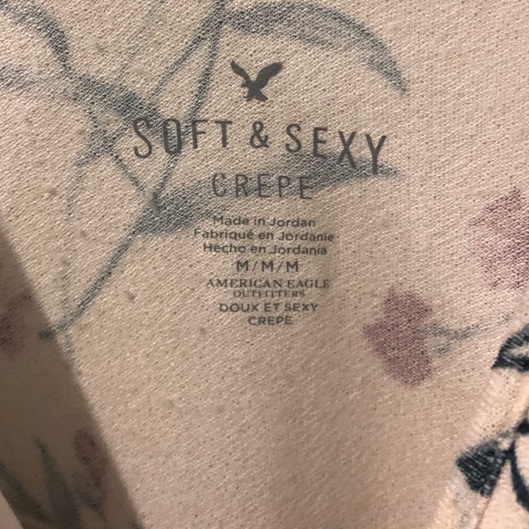 American Eagle Crepe Off the Shoulder Tank - Picture 6 of 7